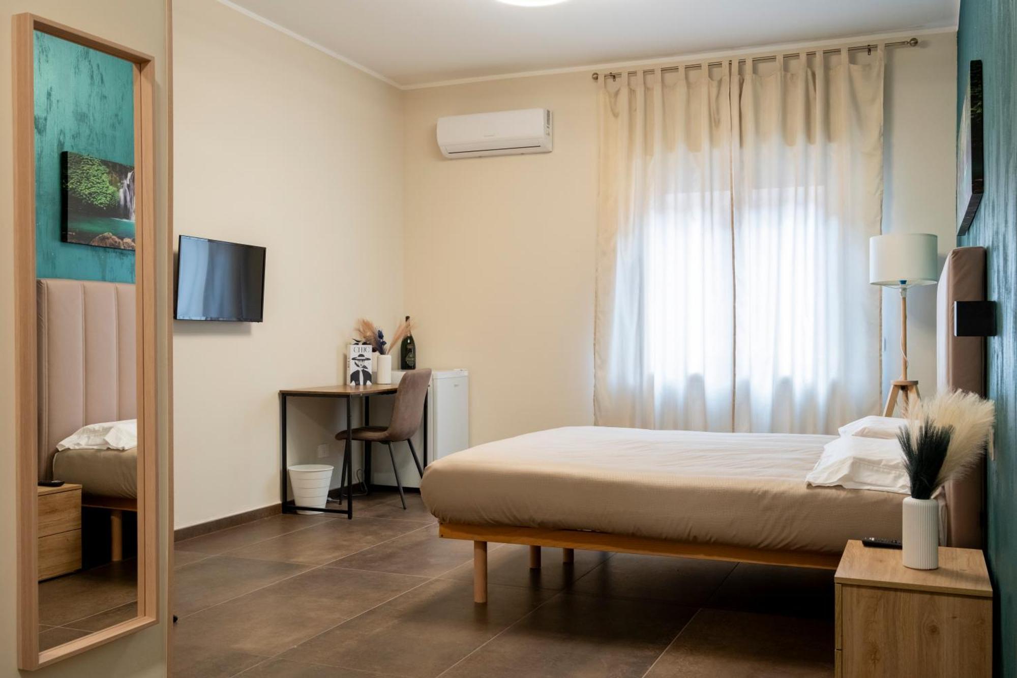 Russ0 Rooms Катандзаро Екстер'єр фото